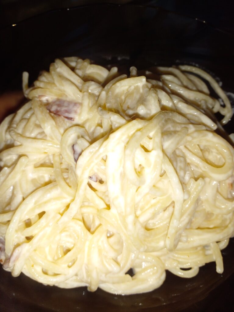 Фото 45 — Паста карбонара: итальянское блюдо с беконом и сливками