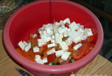 Photo of Греческий салат с оливковым маслом: легкое и вкусное блюдо