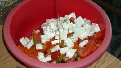 Photo of Греческий салат с оливковым маслом: легкое и вкусное блюдо